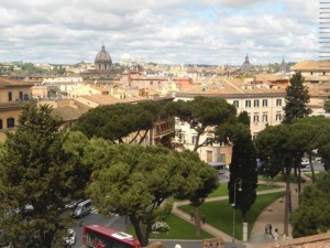 panorama Rzymu ze schodów Santa Maria in Aracoeli